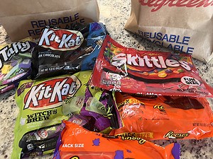 *HOT* Halloween Candy Bags from ONLY 49¢ Each After Walgreens Rewards & Cash Back!