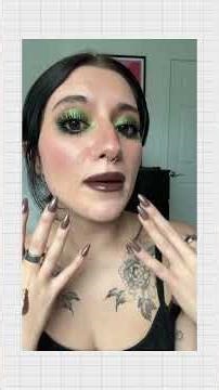 Cool-toned lips are BACK! 💄 Link in bio for the must-haves!