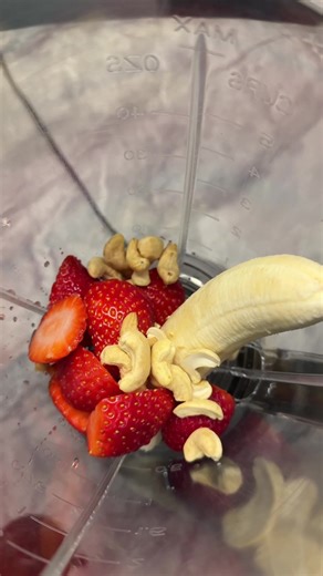Nutrient-Packed Hydrating Smoothie Recipe