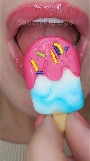 ASMR Satisfying Eating Cute Popsicle #asmr #oddlysatisfying #satisfyingsounds
