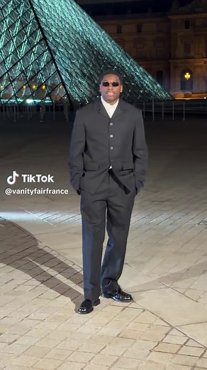 Tiakola au Grand Dîner du Louvre à Paris