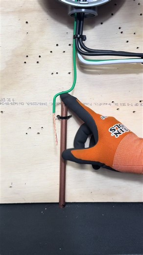 Cómo instalar una varilla de puesta a tierra en una casa #electricidad #electricista #cable