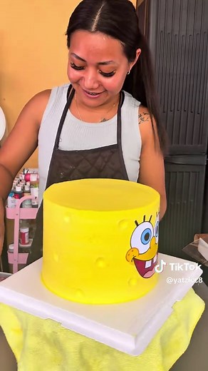 Decoración de Pastel Bob Esponja paso a paso