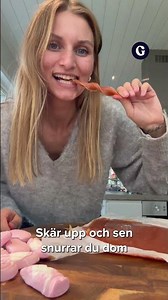 Tomteskum + kola = julens ABSOLUT godaste godis 🎅🍬