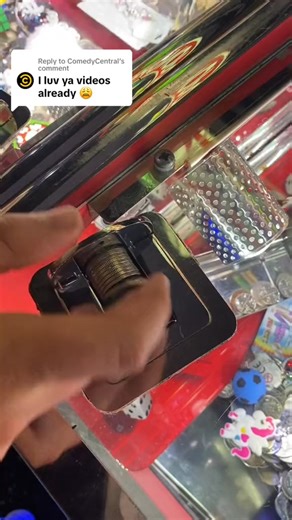 28K views · 199 reactions | Replying to Happy Friday!!! What is everyone’s weekend plans 﫶❤️ #arcade #asmr | Homa Poba | Facebook