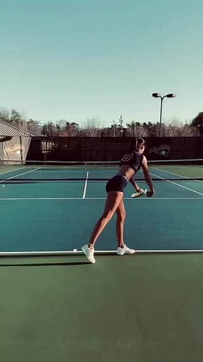 Tabitha Howe: Tennis Enthusiast's Journey