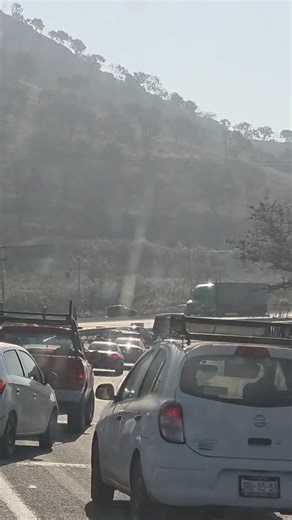 Siguen los bloqueos y quemas de camiones en la entrada a Guadalajara | Tequila En Linea.