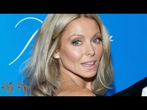 Kelly Ripa Shows Off Her Perfect Figure In This Photo