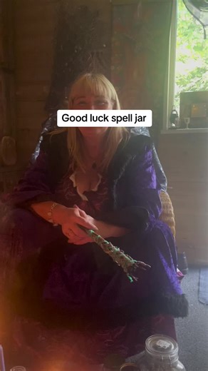 How to Make a Good Luck Spell Jar for Healing