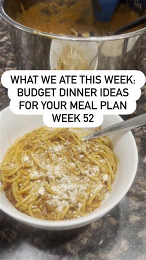 Friday means it's time for What We Ate This Week! These are budget dinners that actually made it to our table (and got cleaned off our plates!) Real food, real budget, real family. Check out this week's recipes! https://www.5DollarDinners.com/budget-dinner-ideas-meal-plan/ | $5 Dinners