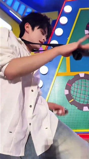 Sizzling Short Skirts at Tianjin Happy Valley - Dive into the Winter Fashion Frenzy