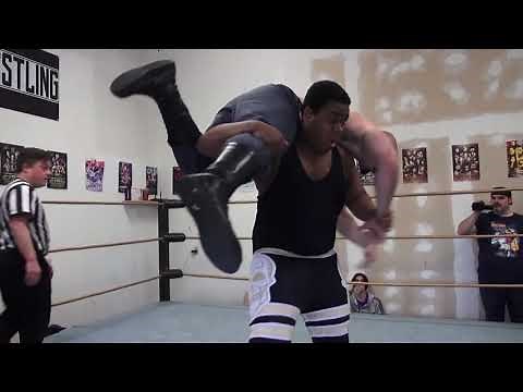Slade vs. Malik Logan - Limitless Wrestling (Let's Wrestle Studio Taping)