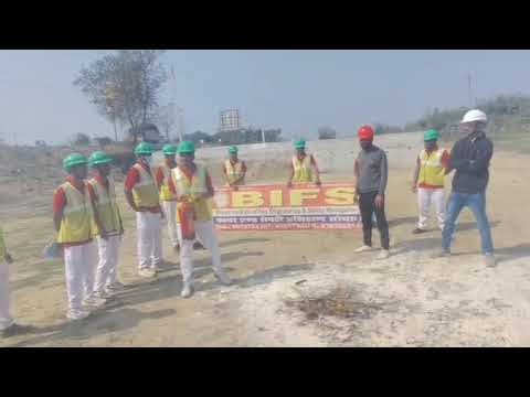 Fire Extinguisher Demonstration | PASS Technique Explained Live ‪@Mr.SafetyDude‬ #PASS #firedrill