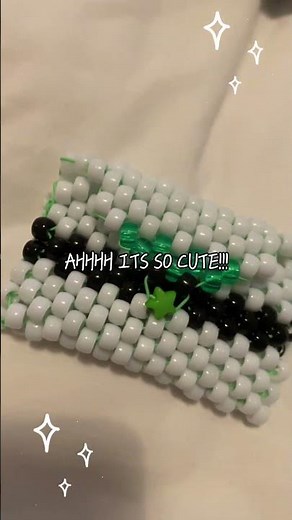 Making a Kandi Purse/Bag XD #kandi #purse #viral #music #kandikid #cool #toptrending #shorts #fypp