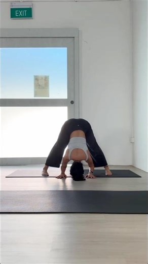 Extreme Stretch Control 💥 #shorts #yogapostures