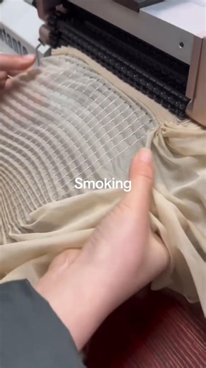 Pleating Smocking F1024 #clothingproduction #garmentmanufacturer #smoking #pleating