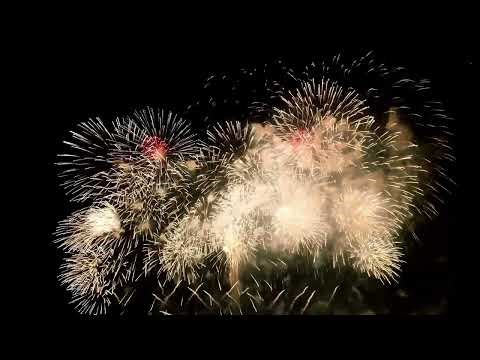 🎆🎧 2hrs Binaural Fireworks in 4K | Immersive 3D Fireworks for New Year 2026 🎇