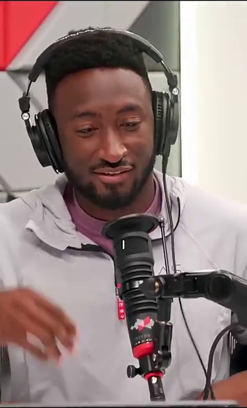 ‪@mkbhd‬ Skinned Windows XP to look like Vista! 😂