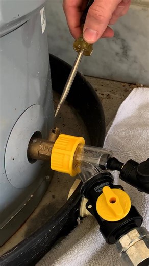 Quick how-to for using the Sediment Buster to flush your water heater 👀🙌 Save this for reference when you get one for yourself! 👌🔥 🏷 - - - #watertank #plumbing #tankcleaning #homecleaning #watertankheater | Sediment Buster: Water Heater Cleaning Tool