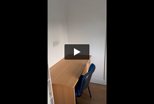 Double ensuite room available for short term let!