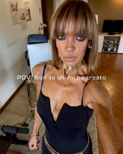 #lusso #outfitsolelory #opinionista #gold #styleinspo @TikTok Italia @GFVip @Piazza Italia Official @ZARA @il Giornale @Actionitalia @GUESS