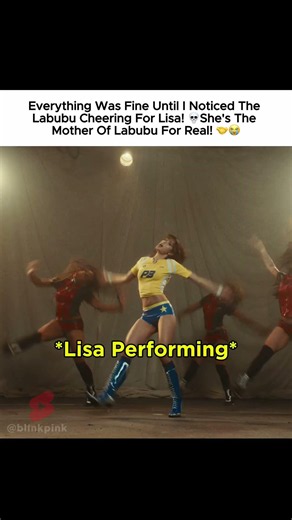 Lisa's number one fan is labubu now 🤣 #lisa #리사 #blackpink #블랙핑크