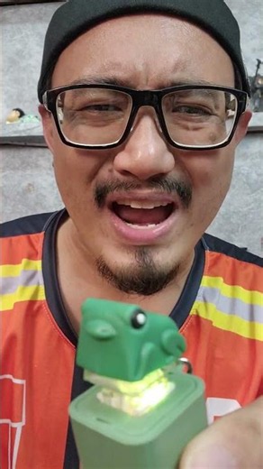 Ribbiting Frog Button #button #clicker #keyboard #555infinity #toy #review