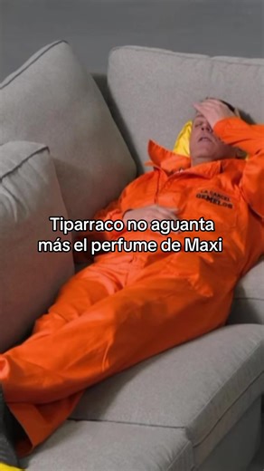 Tiparraco y el perfume de Maxi: Un Favor Crucial