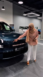 🔥 Lynk&Co 900 EM-P 2025 | 0 Km 🔥 Where futuristic design meets uncompromising performance. 🚀 The 2025 Lynk&Co 900 EM-P brings you luxury, innovation, and advanced tech all in one bold SUV. With its sleek lines, cutting-edge hybrid powertrain, and premium comfort, it’s built to impress every time you hit the road. ✨ Zero Km – Brand New ✨ Latest Model 2025 ✨ Premium Features & Next-Level Tech 📍 Available now at Al Qassem Motors – Sharjah 📞 Call/WhatsApp: 971 54 388 8889 #LynkCo #LuxurySUV #Hy