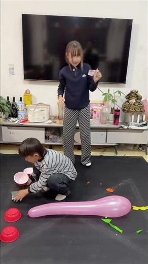 Balloon Stomp Game，So Exciting, Loser Will Be Punished #funny#partygames