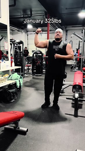 How the cut had been going 🤙🏽 5-6 more months to go, goal to hit 235lbs-240lbs #nativetiktok #indigenoustiktok #bodybuilding #gym #fyp #bodytransformation #cut #weightlosstransformation