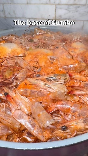 If you know, you know! 😋 🚐💨 🍁 Baton Rouge | 11.19 | 7pm | 3232 College Dr 🍁 Gonzales | 11.21 | 6pm | 308 N Airline 🍁 Katy | 11.22 | 2pm | 2424 Greenhouse Rd 🍁 Pearland | 11.22 | 5pm | 2804 Business Ctr 🍁 North | 11.23 | 2pm | 11330 Homestead 🍁 Humble | 11.23 | 5pm | 20325 US 59 All Nola Spicy Bowls: 🌶 Pork & Beef Sausage 🌶 Pig Lip 🌶️ Combo 🌶 Pickle 🌶 Shrimp🌶 Crawfish 🌶 Snow Crab 🌶️ Seafood Combo🌶 Dynamite Eggs Candy Fruit / Items: 🥝 Candied Kiwi 🍇 Candied Grapes 🍍 Candied Pi