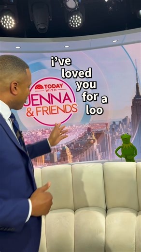 119K views · 1.3K reactions | "I've loved you for a long time" 﫶 Craig and Kermit are the sweetest duo 凉 | Today Show | Facebook