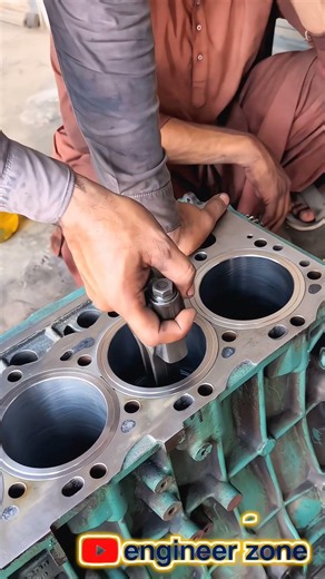 Engine Liner Clearance in Seconds! Piston & Gauge Method 🔥 #Shorts