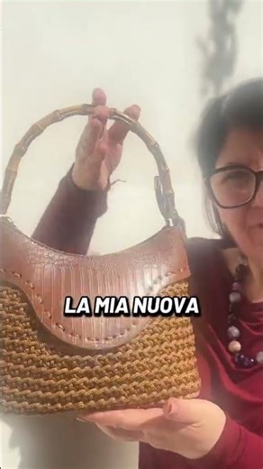 Come nasce una borsa artigianale: Pelle, Uncinetto e Bambù 🧶👜