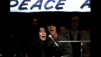 ＜歌詞和訳＞Give Peace A Chance（平和を我等に） – John Lennon（Plastic Ono Band）　曲の解説と意味も | LyricList (りりっくりすと)