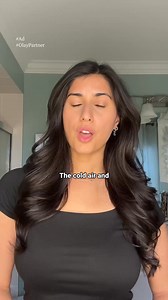 Olay Hyaluronic Body Lotion moisturizes for visibly replenished skin. | Olay