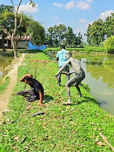 201K views · 2K reactions | "Statue Steals Motorcycle Using Genius Tricks – Must Watch Funny Video!" just for fun 藍藍 #trending #funnyvideos | Friend media 2.0 | Facebook