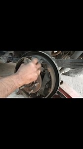 How to manually clean break shoe #breakshoe #clean #mechanic #automobile #automotive #viralreelsfb | Hybrid Repair Service & Car Solution