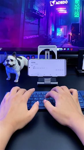 I Didn’t Expect a Keyboard This Small 👀⌨️