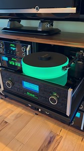 You'd be hardpressed to find a nicer turntable than this. 🤤 The M10 Turntable from McIntosh is one of our favorite pieces in this entire build. 🔊 McIntosh Laboratory Inc. #CreativeAudio #McIntosh #McIntoshLabs #Hifi #Audiophile #HomeTheater #HomeAudio | Creative Audio