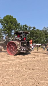 11 reactions | Case Steam Tractor, Plowing Demonstration 鸞 Pinckneyville Illinois Tractor Show #tractor #shorts #tractorvideo #tractorshow #illinois #farming #tractors #case #casetractor #steamengine #steamlocomotive #farmlife #farming #farmer #plowing | Someplace or Another | Facebook