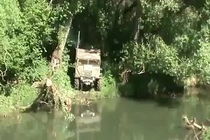 25K views · 716 reactions | Hummer H1 Underwater ! | Gear 4x4 | Facebook