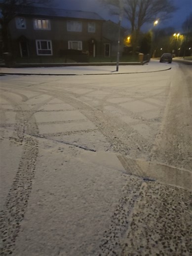 #snow_rochdale #viral #winter #ladys_suits