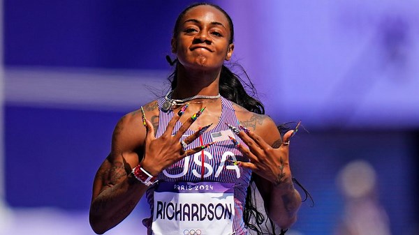 WATCH: Sha'carri Richardson blazes through 100m run, creating fiery Olympic debut