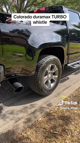 Colorado duramax TURBO whistle 🤯😎 #fyp #foryoupage #4u #truck #trucks #diesel #dieseltruck #colorado #babyduramax #babydmax #turbo #turbowhistle #whistle #rollingcoal #coal #rare #viral #duramax #duramaxdiesel