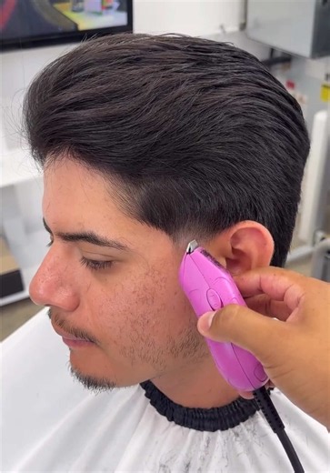 The ORIGINAL PEANUT 🥜 Flawlessly Finished TAPER FADE with ASMR Sounds 🎶 Barber POV 💈✨ #barberlife #tutorial #fyp #taperfade #burstfade
