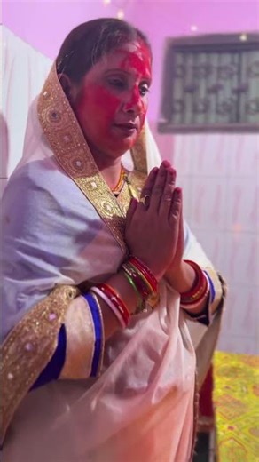 “Holi Ki Shaam 🌸 Abir Ke Sang Ghar Ki Aarti ✨”