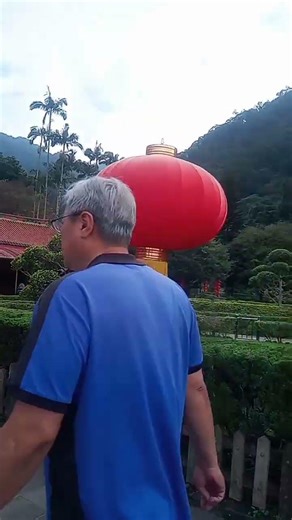 😘白雞山行天宮😀真熱鬧，景也很美