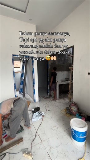 Mungkin apa yg kamu keluhkan saat ini adalah hal yg didambakan orang lain, jangan lupa bersyukur 🥹 #fypage #real #rumahminimalismodern #syukur | Ners Mamat Rohmat